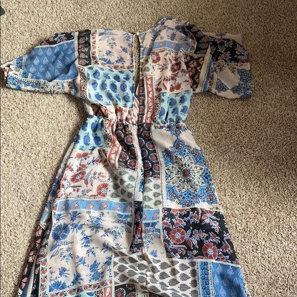 This is a romper with a skirt in the back - Picture 2 of 2